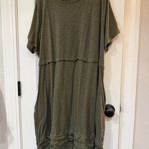Casual Olive Green Layered Dress